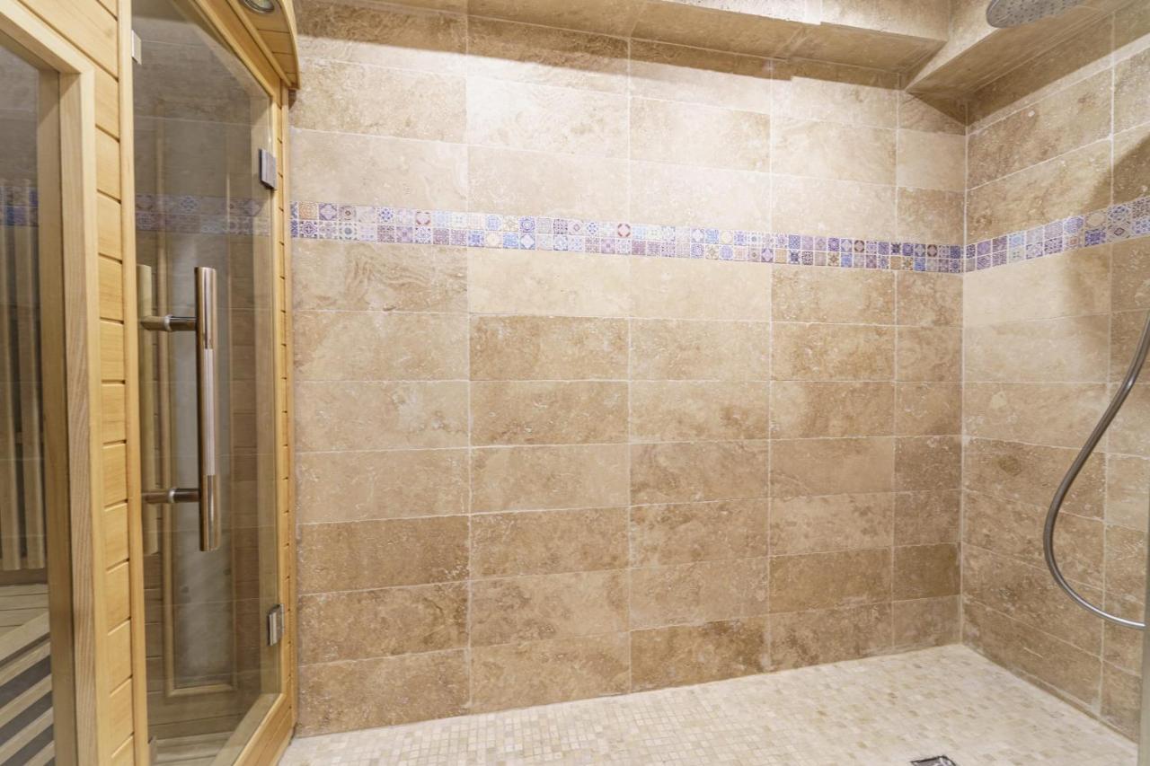 Parisian Flat With Sauna Ngoại thất bức ảnh